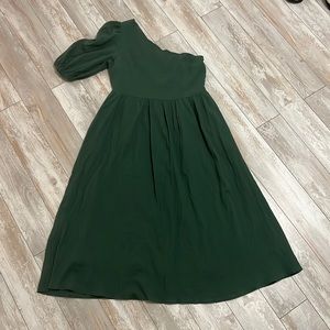One shoulder emerald green midi dress with pockets